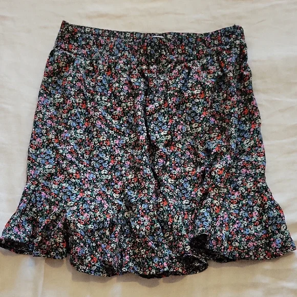 3/$20 LOFT Multicolor Floral Skater Skirt - Picture 5 of 6